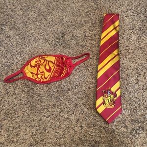 Gryffindor Mask And Tie